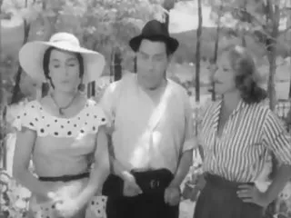 Surprising nudity during a 1958 french movie