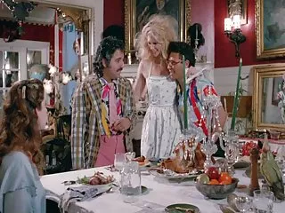 Biggest clit porn pretty peaches 2 (1987) - scene 4